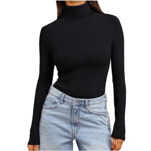 Amazon Trendy Queen Black Long Sleeve Turtleneck Small